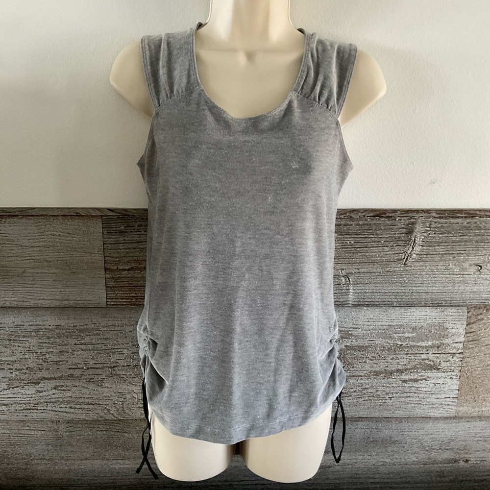 Merrell Women's Small Shirt Top Sleeveless Vented